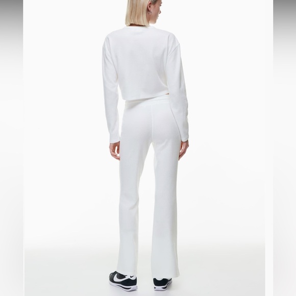 Brand New Aritizia Sunday Best Waffle Pant - Picture 3 of 4